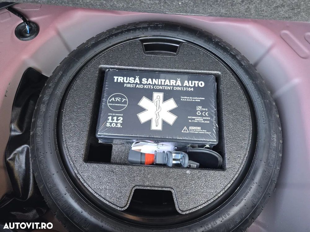 Toyota Yaris - 20