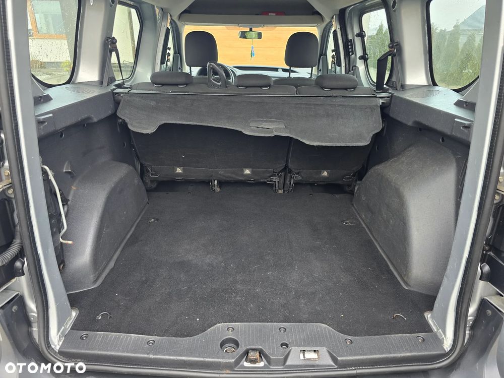 Dacia Dokker - 17