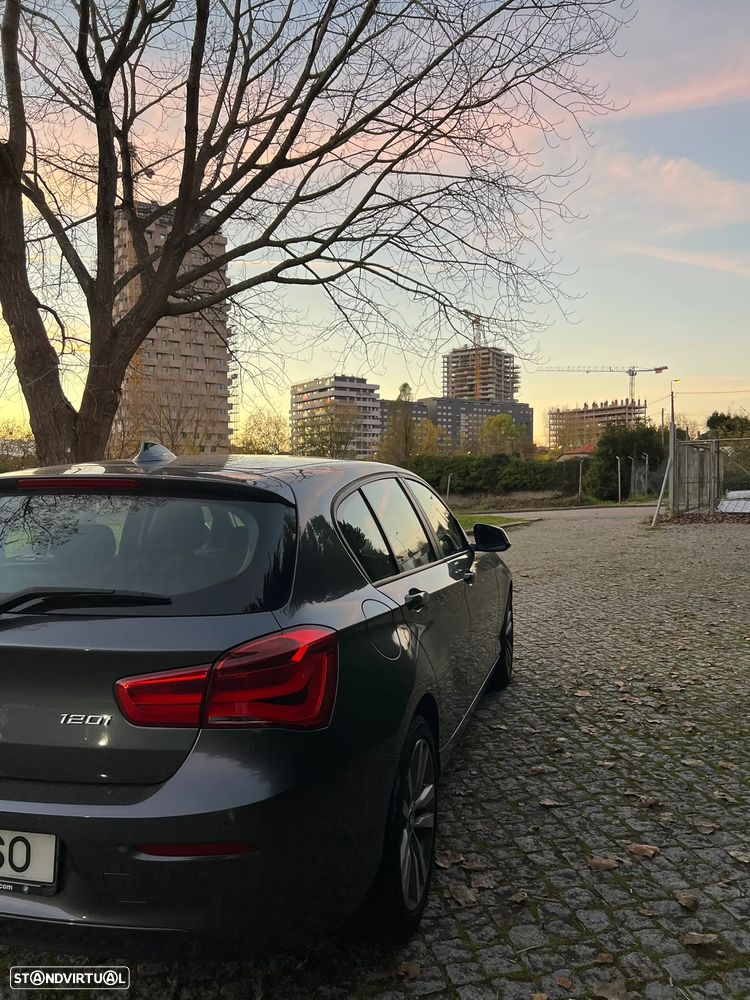 BMW 120 i Aut. Advantage - 8