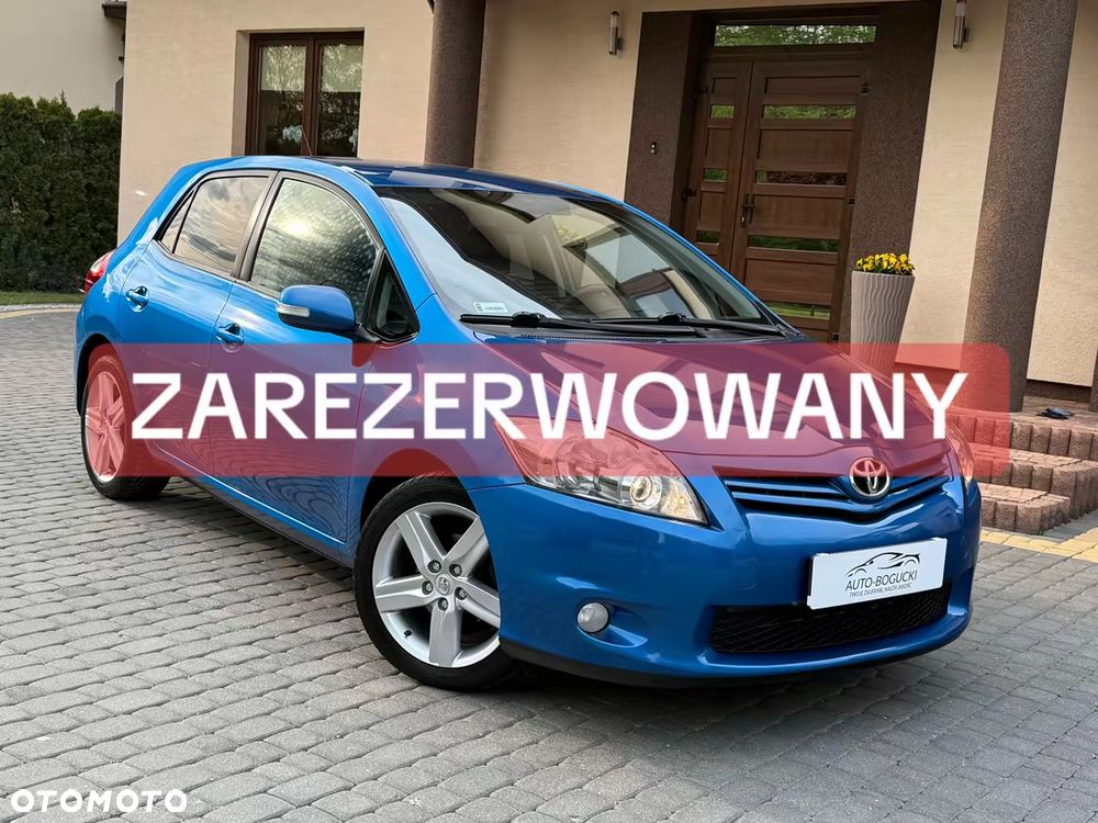 Toyota Auris 1.6 Dynamic - 1
