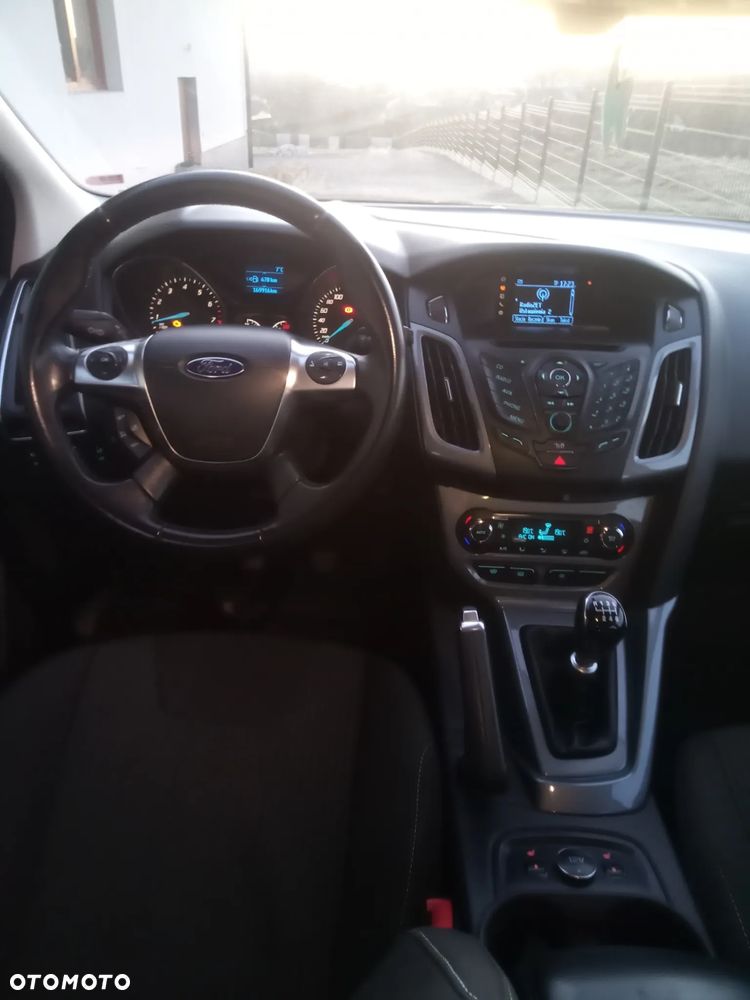 Ford Focus 1.0 EcoBoost Start-Stopp-System TREND - 6