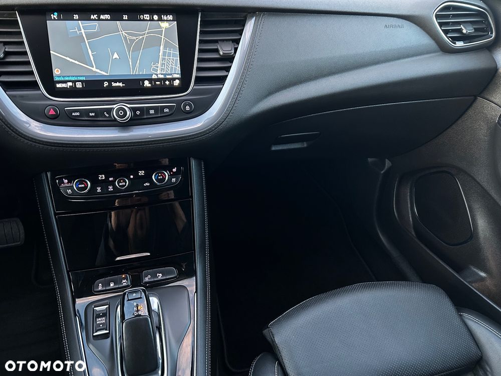 Opel Grandland X Plug-in-Hybrid4 1.6 DI Start/Stop Business INNOVATION - 25