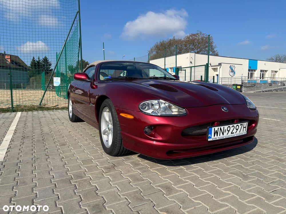 Jaguar XK8 - 10