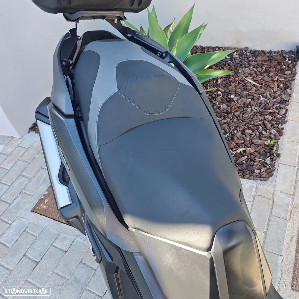 Honda ADV 350 - 8