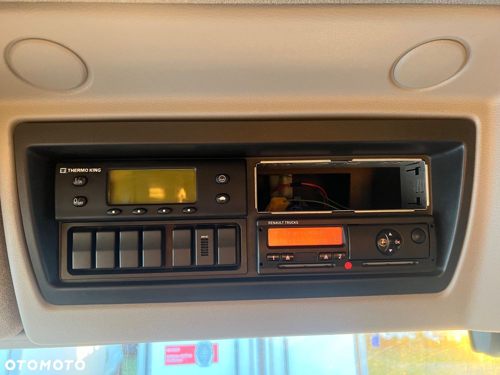 Renault D26 Termo King T1200R (160) - 17