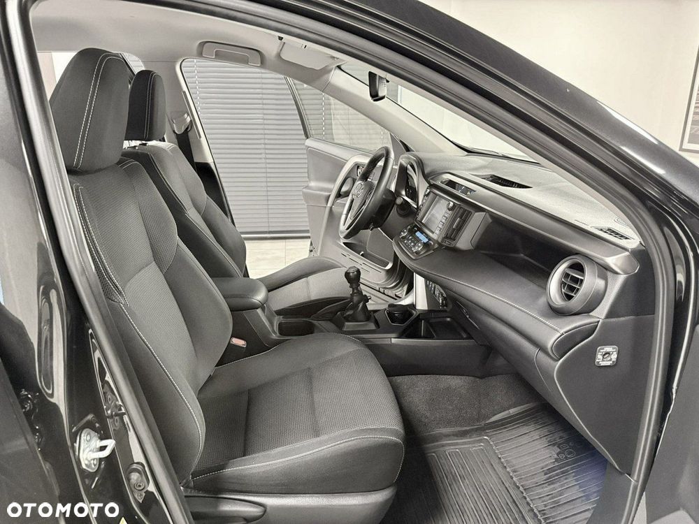 Toyota RAV4 2.0 D-4D 4x2 Start-Stop Edition S+ - 19