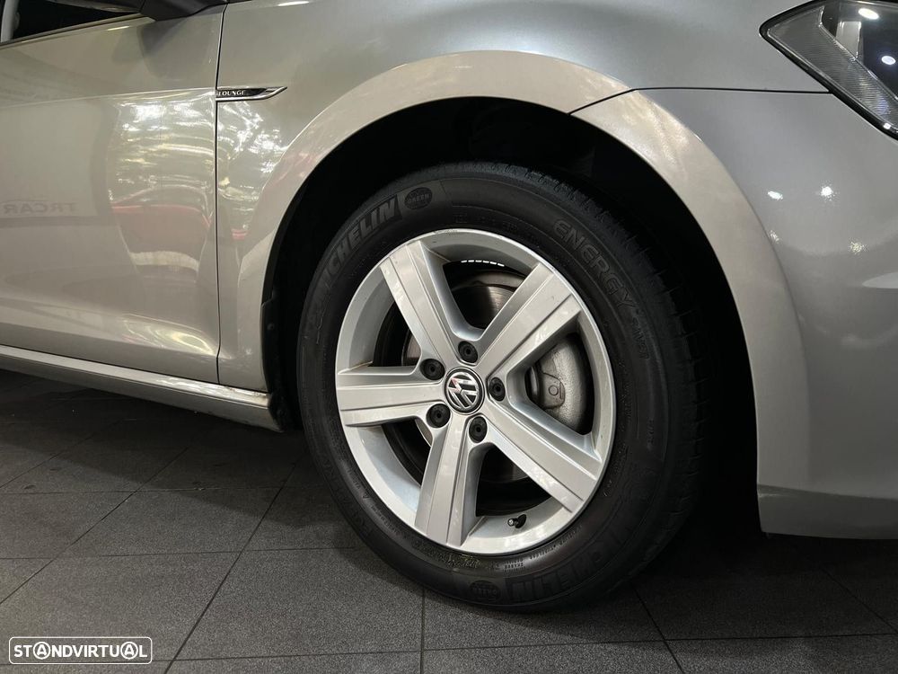 VW Golf 1.6 TDi Confortline - 5