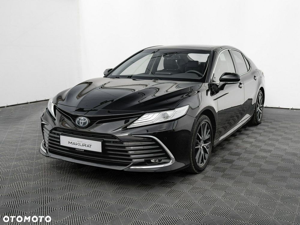 Toyota Camry - 3