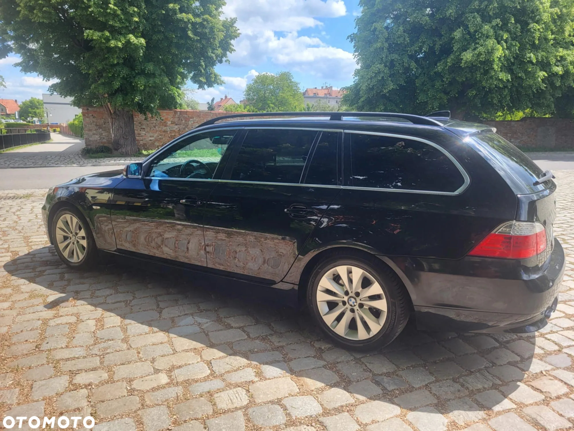 BMW Seria 5 520d Touring Edition Exclusive - 4