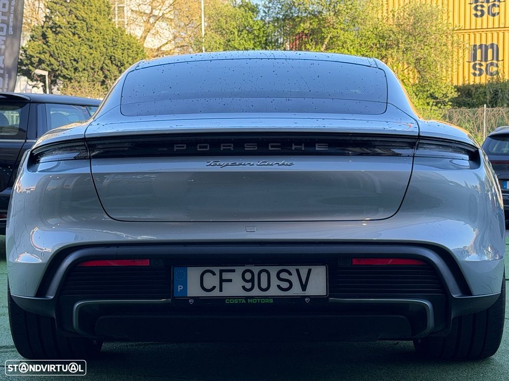 Porsche Taycan Turbo - 5