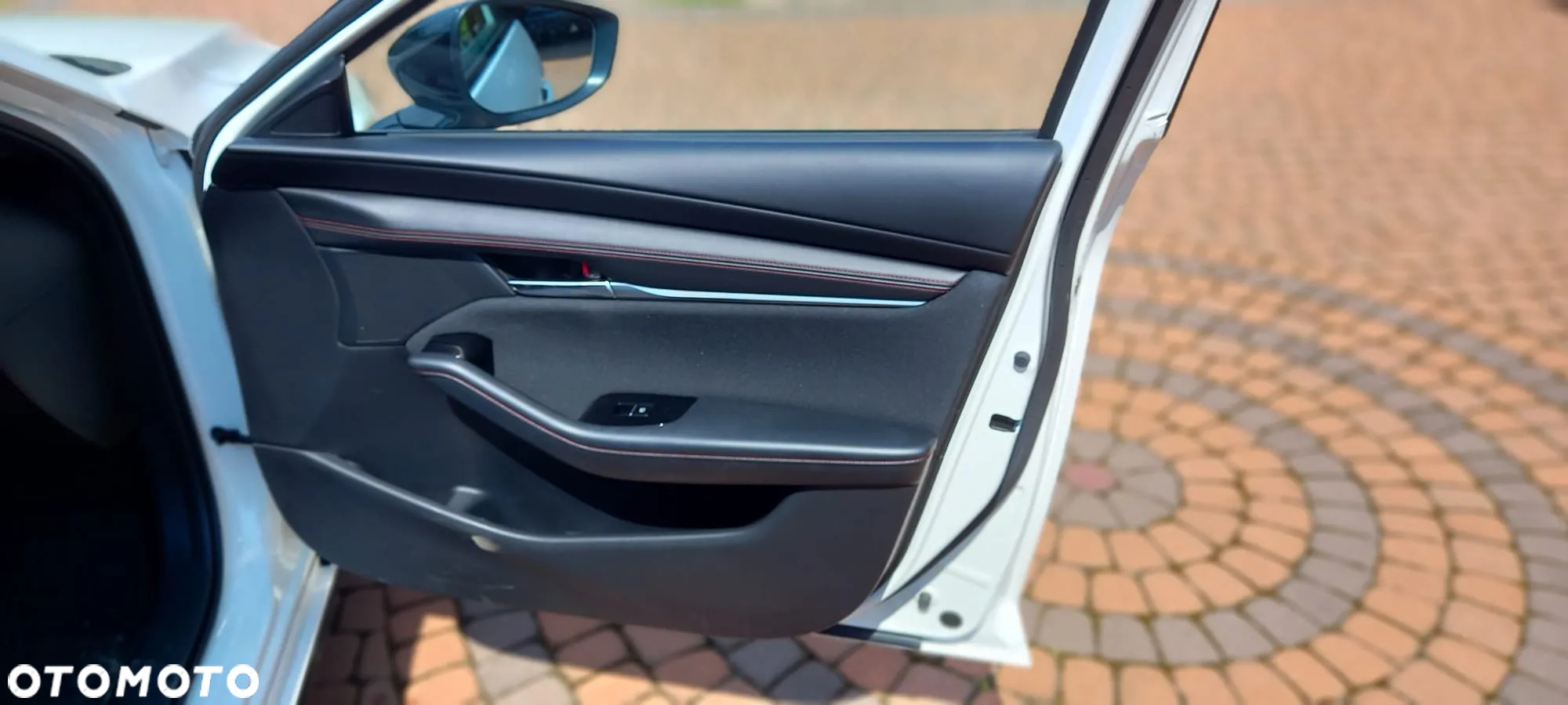 Mazda 3 e-SKYACTIV-G 150 M HYBRID DRIVE EXCLUSIVE-LINE - 22