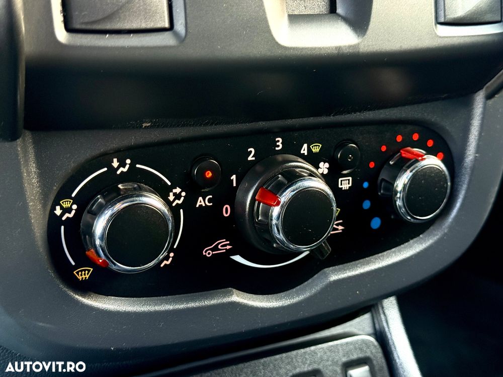 Dacia Duster 1.2 TCe 4x2 Laureate - 26