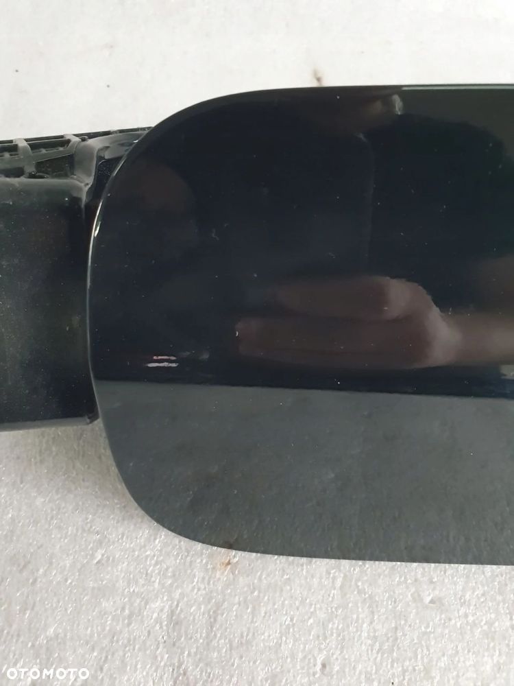 KLAPKA KOREK WLEWU PALIWA HYUNDAI KONA 1.0 T-GDI - 3