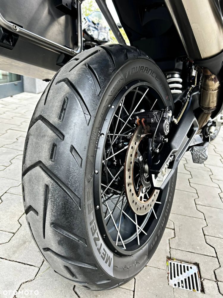 Triumph Tiger - 15