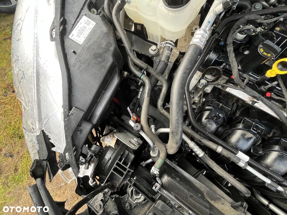 Ford Kuga 2.5 Duratec PHEV TITANIUM - 8