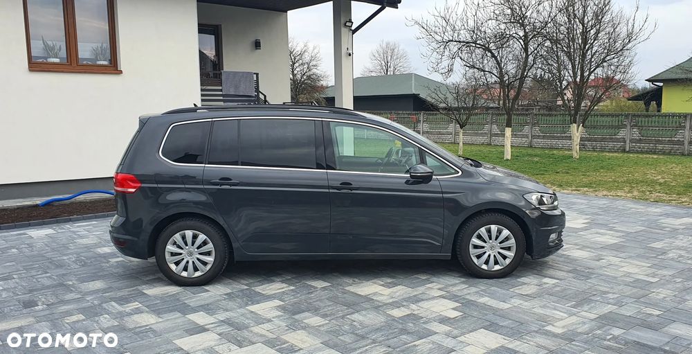Volkswagen Touran - 7