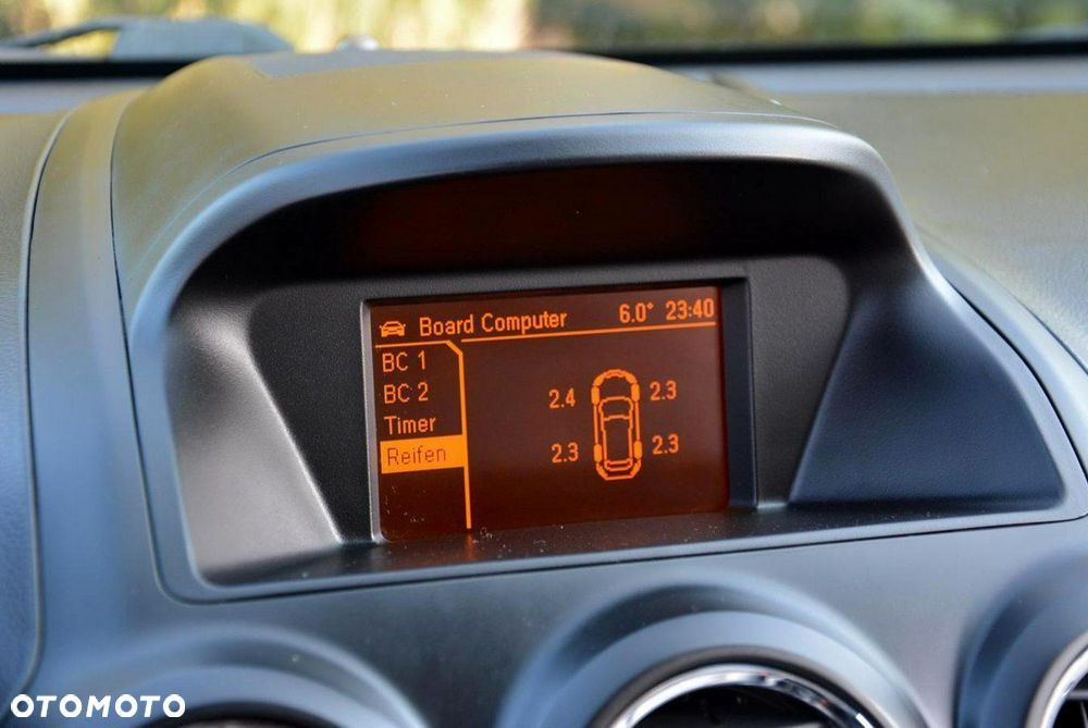 Opel Antara 2.2 CDTI 4x4 Cosmo - 24