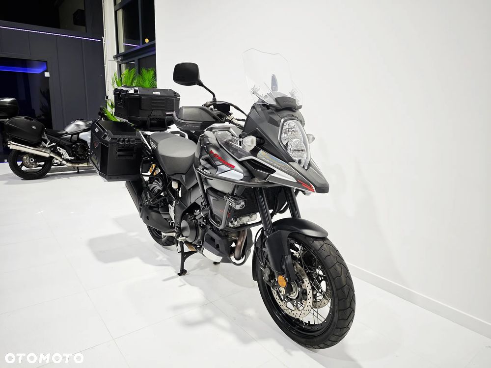 Suzuki V-STROM - 3