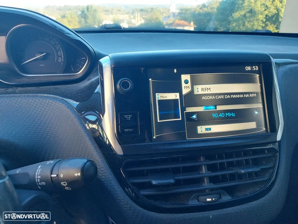 Peugeot 2008 1.6 e-HDi Allure - 7