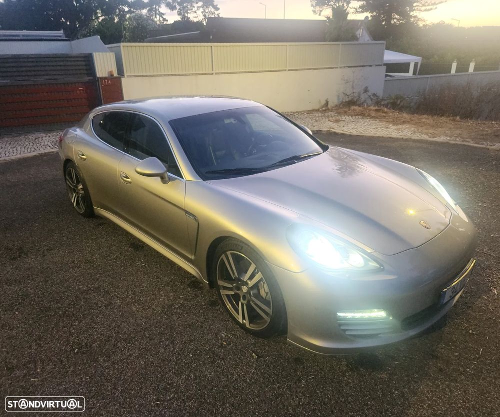 Porsche Panamera 4S PDK - 3
