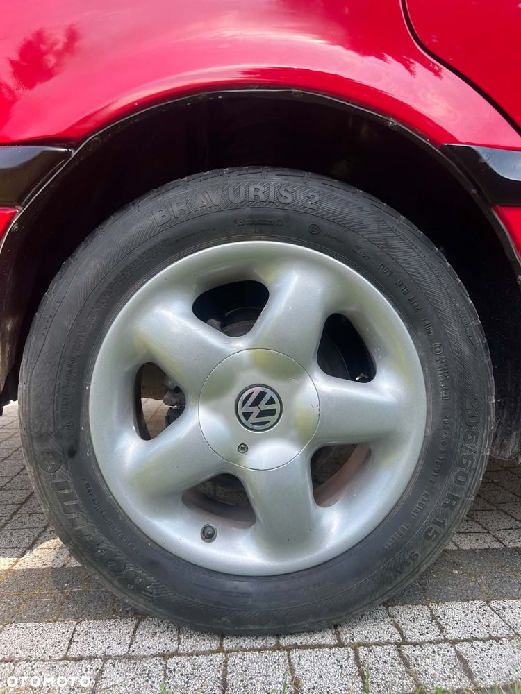 Volkswagen Passat 1.9 TDI CL - 13