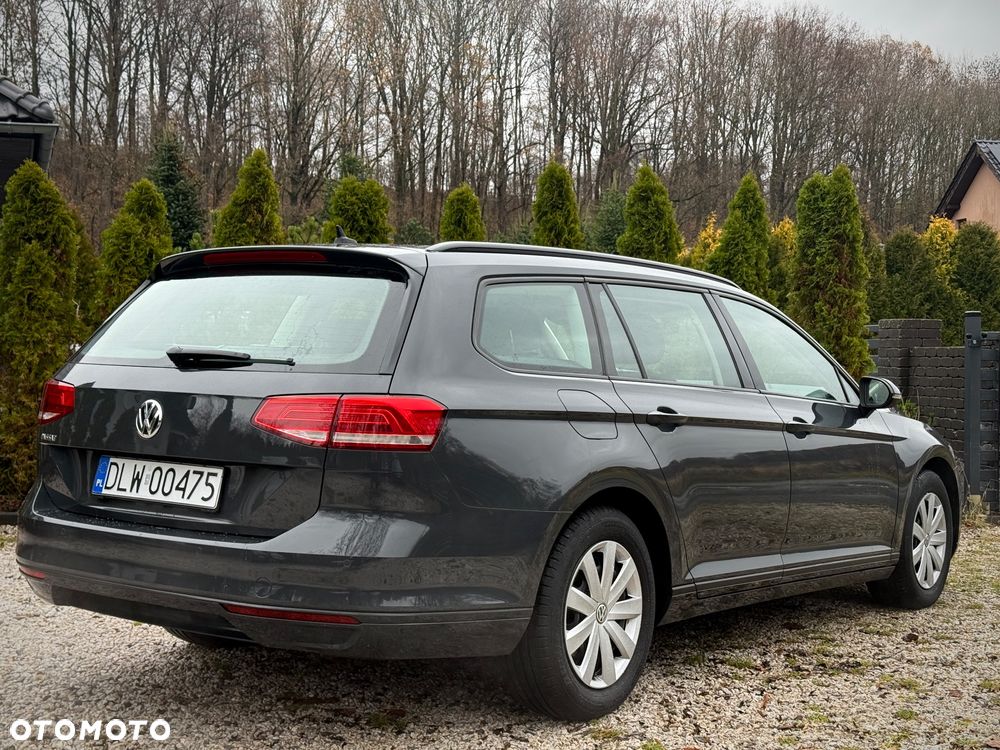 Volkswagen Passat Variant - 8