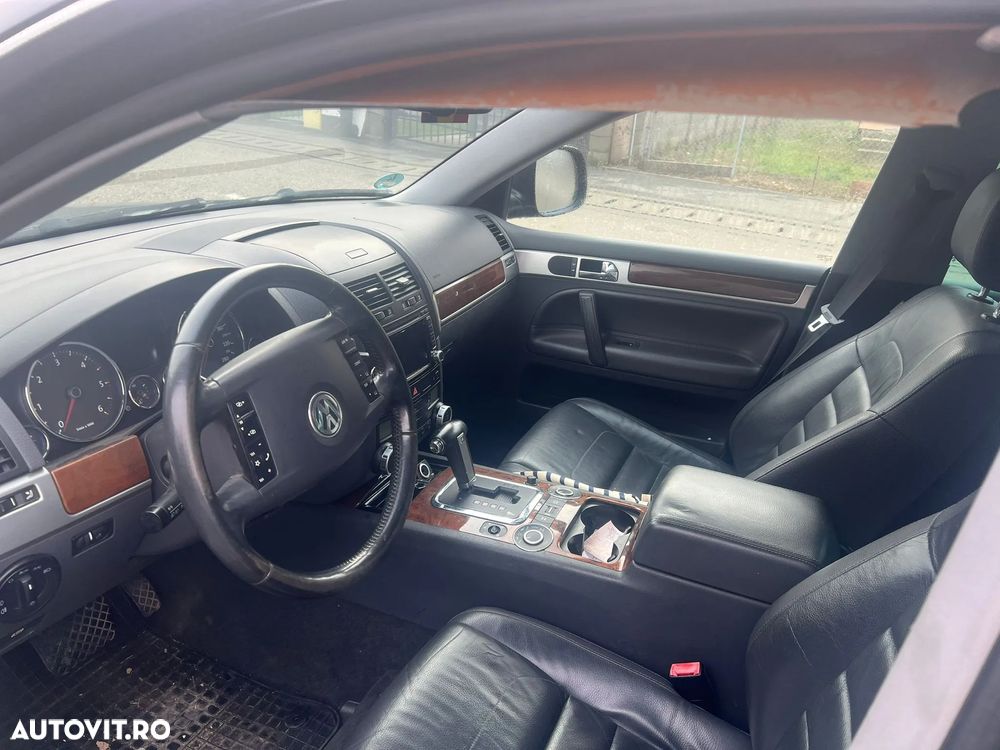 Volkswagen Touareg - 4