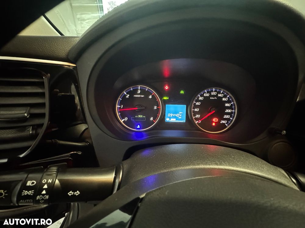 Mitsubishi Outlander 2.2 DI-D AS&G 6MT 4WD Invite A01 - 3