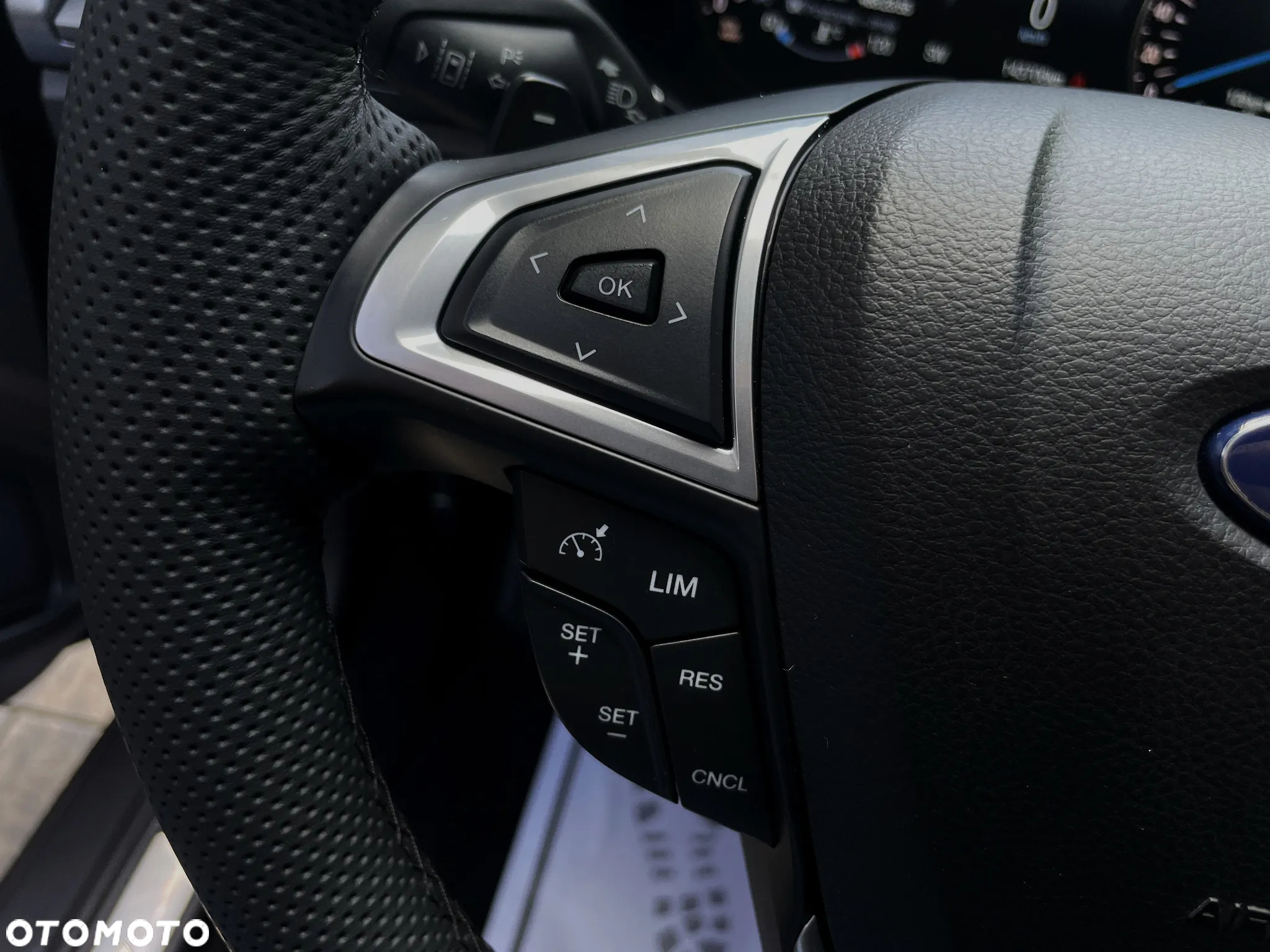Ford Mondeo 2.0 TDCi Titanium PowerShift - 27