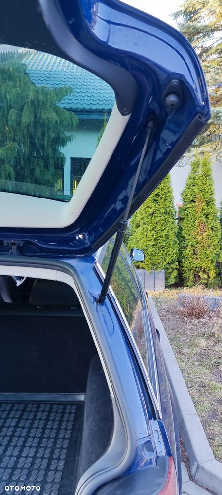 Volkswagen Passat 1.6 Basis - 27