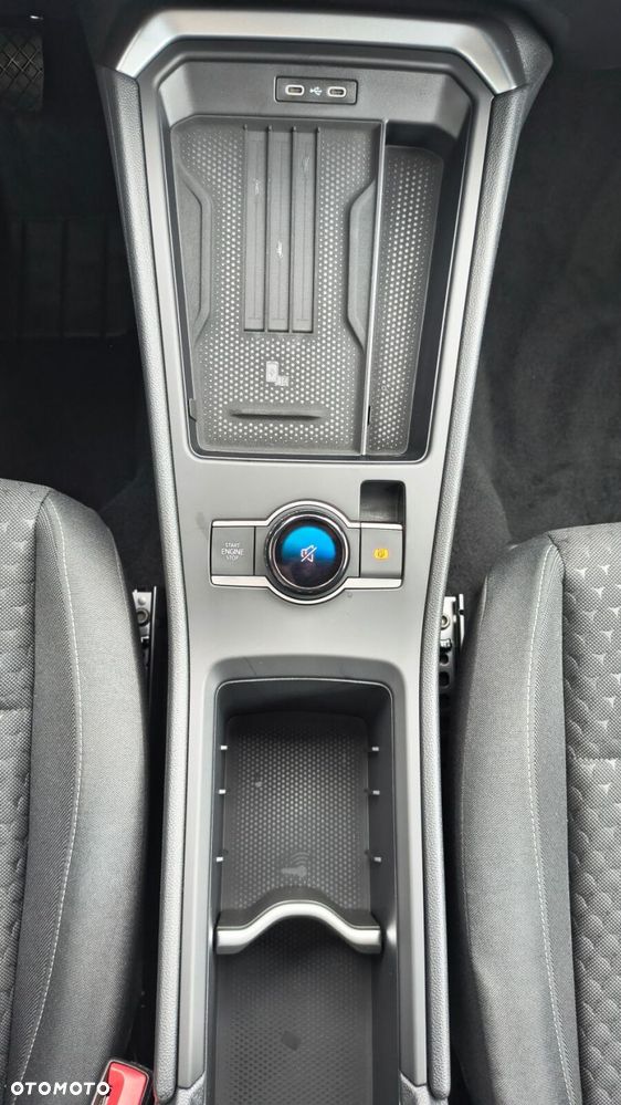 Volkswagen T-Roc - 25