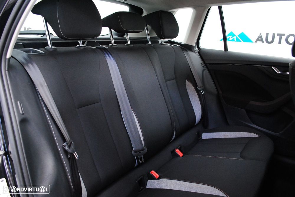Skoda Kamiq 1.0 TSI Ambition - 23