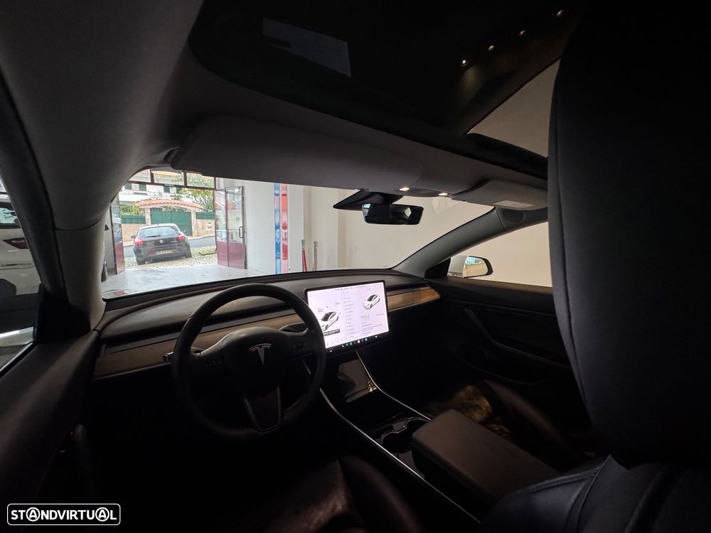 Tesla Model 3 Long-Range Dual Motor AWD - 18