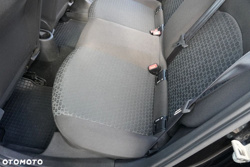 Opel Corsa 1.4 Enjoy - 15