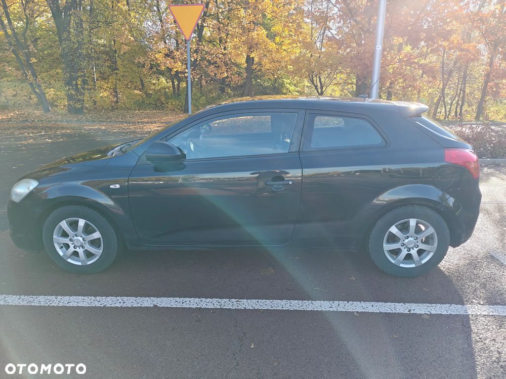 Kia Ceed Cee'd 1.4 L - 4
