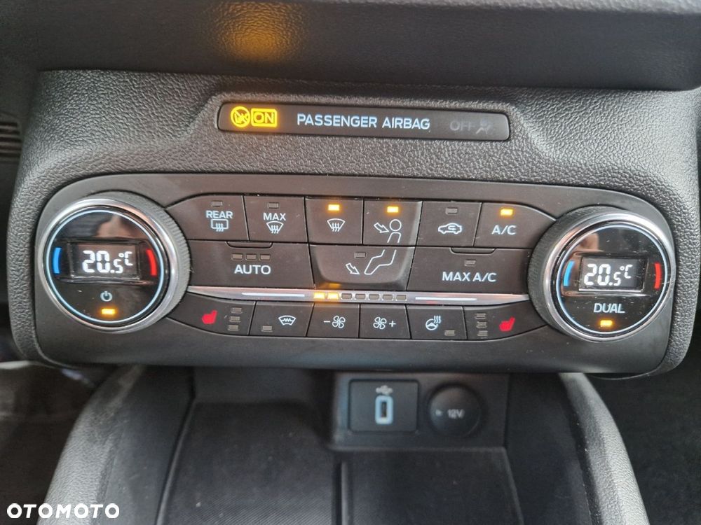 Ford Focus - 13