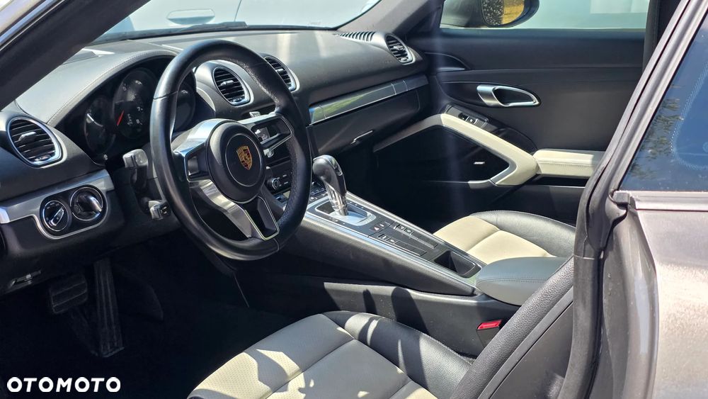 Porsche 718 Cayman T PDK - 4