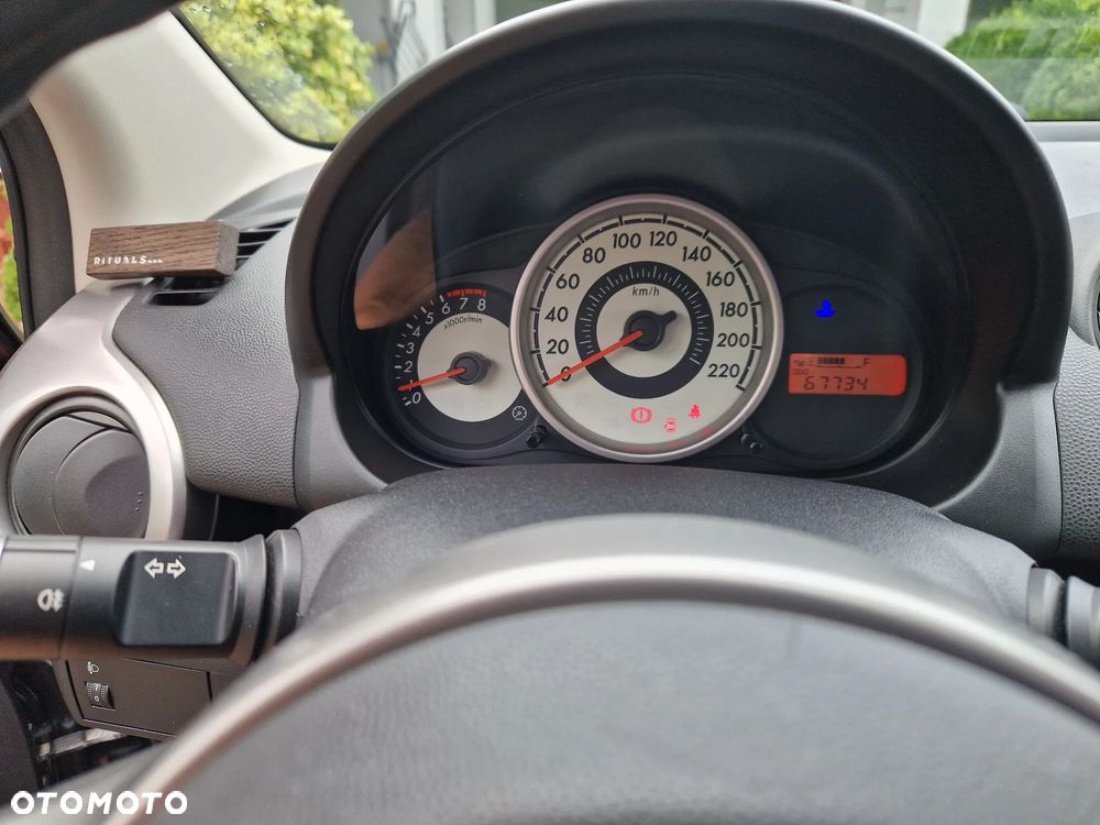 Mazda 2 1.3 Exclusive - 9