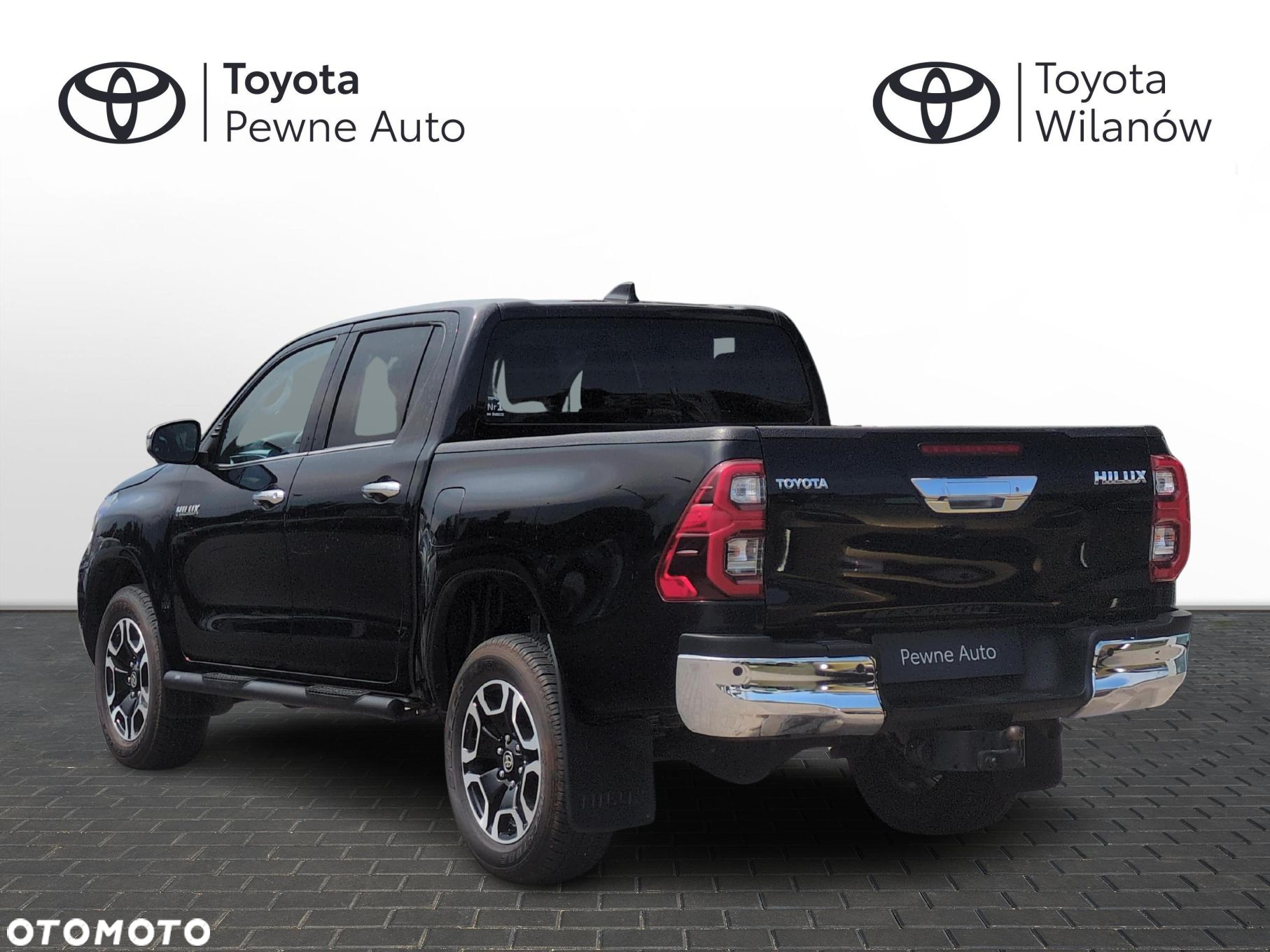 Toyota Hilux - 3
