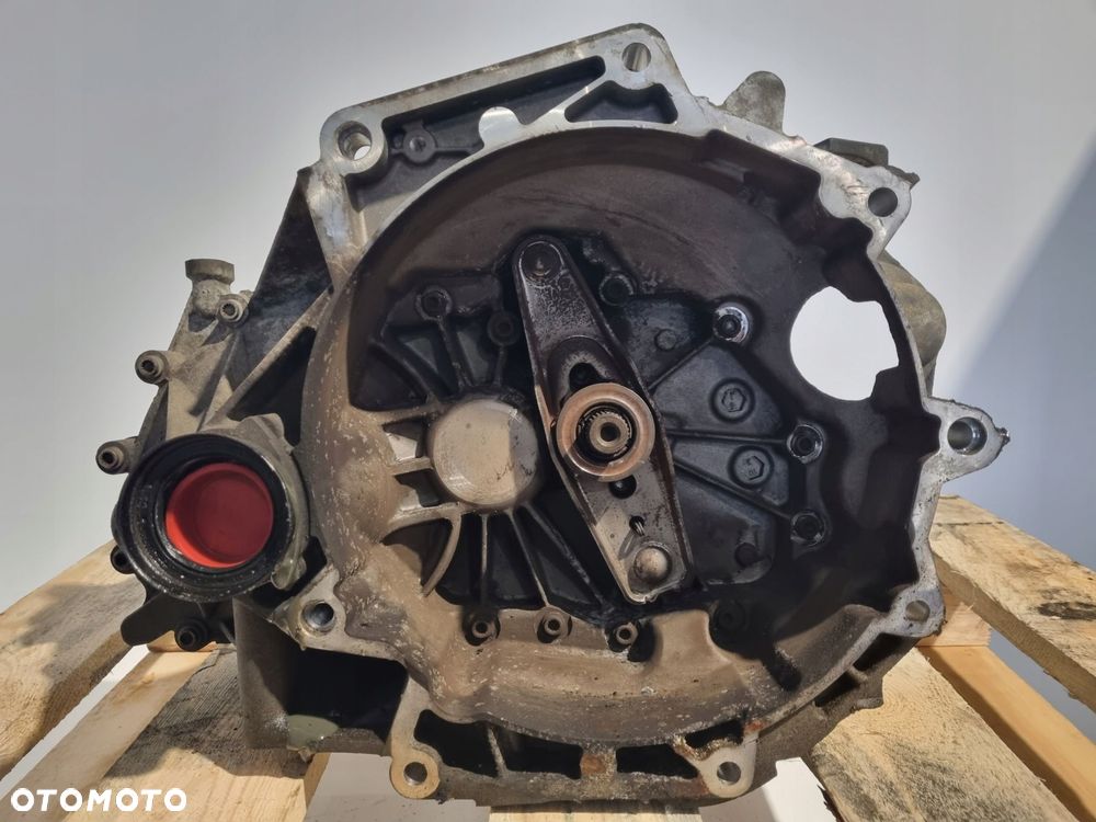 SKRZYNIA BIEGÓW Audi A3 II 8P 1.6 8V LVN manualna MANUAL - 4