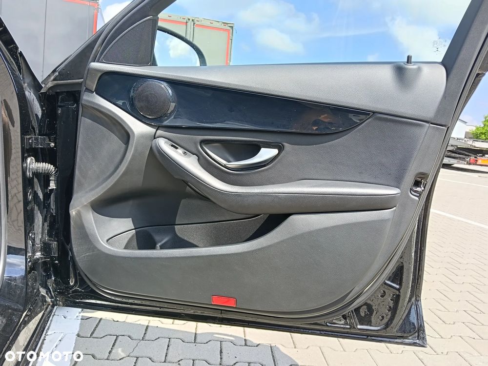 Mercedes-Benz Klasa C 160 Business Edition 9G-TRONIC - 15