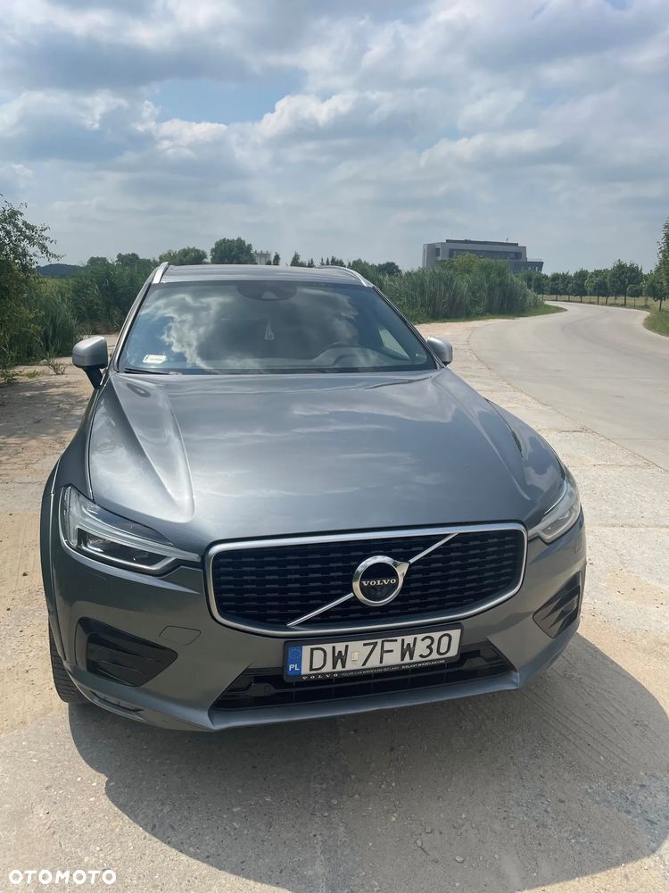 Volvo XC 60 D5 AWD R-Design - 4