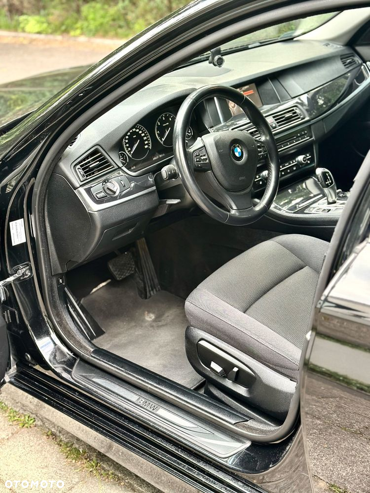 BMW Seria 5 520d xDrive - 19