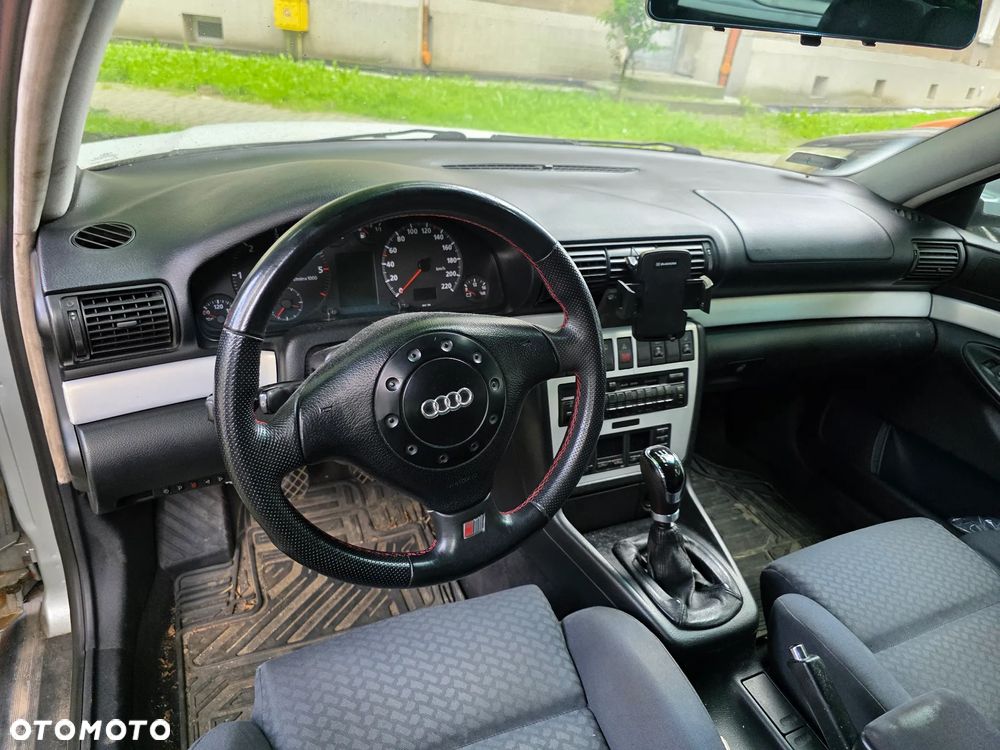 Audi A4 Avant 1.9 TDI - 8
