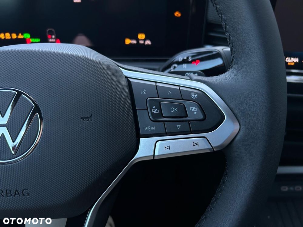 Volkswagen T-Roc - 15