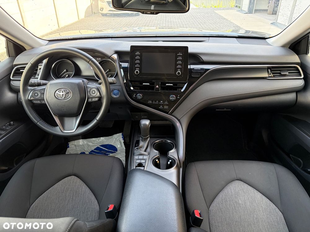 Toyota Camry 2.5 Hybrid Comfort CVT - 8