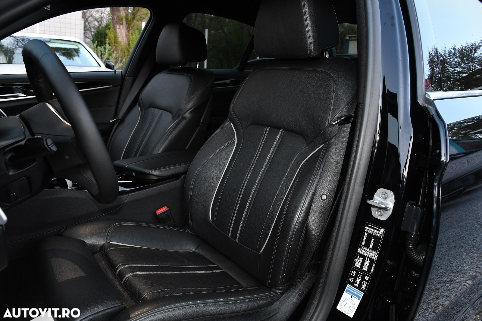 BMW Seria 5 540d xDrive AT MHEV - 11
