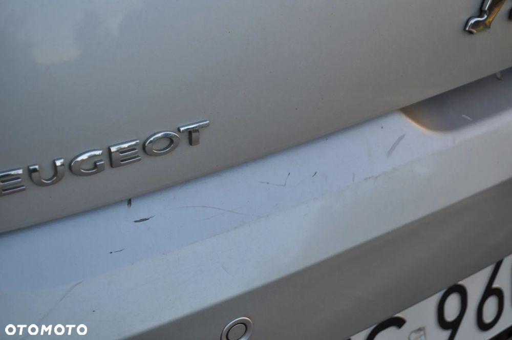 Peugeot 308 1.6 Premium - 12
