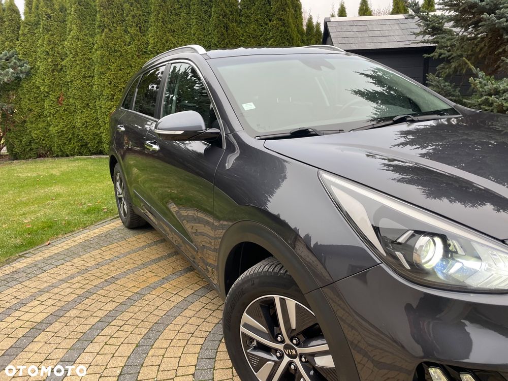 Kia Niro 1.6 GDI Hybrid Business Line - 24