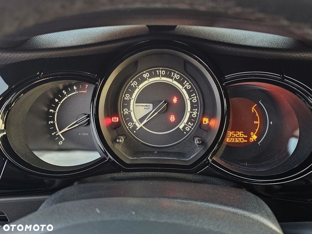 Citroën C3 Pure Tech (VTi) 82 Exclusive - 31